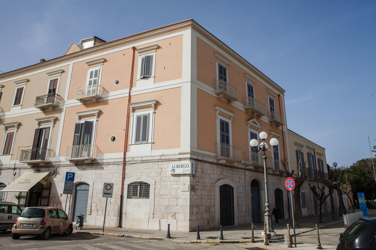 Albergo Lucy Trani Extérieur photo