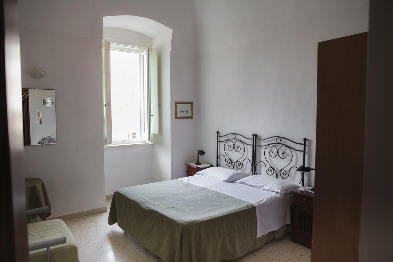 Albergo Lucy Trani Extérieur photo