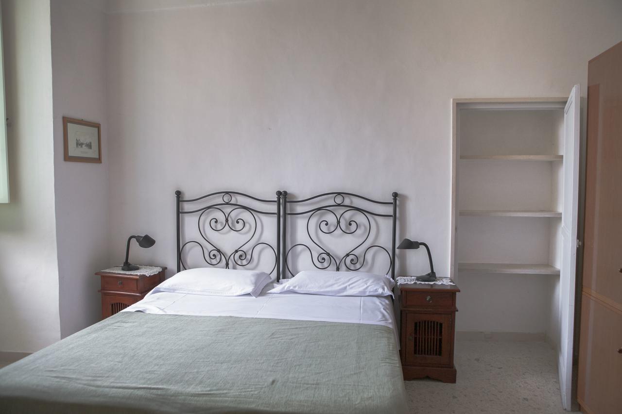 Albergo Lucy Trani Extérieur photo