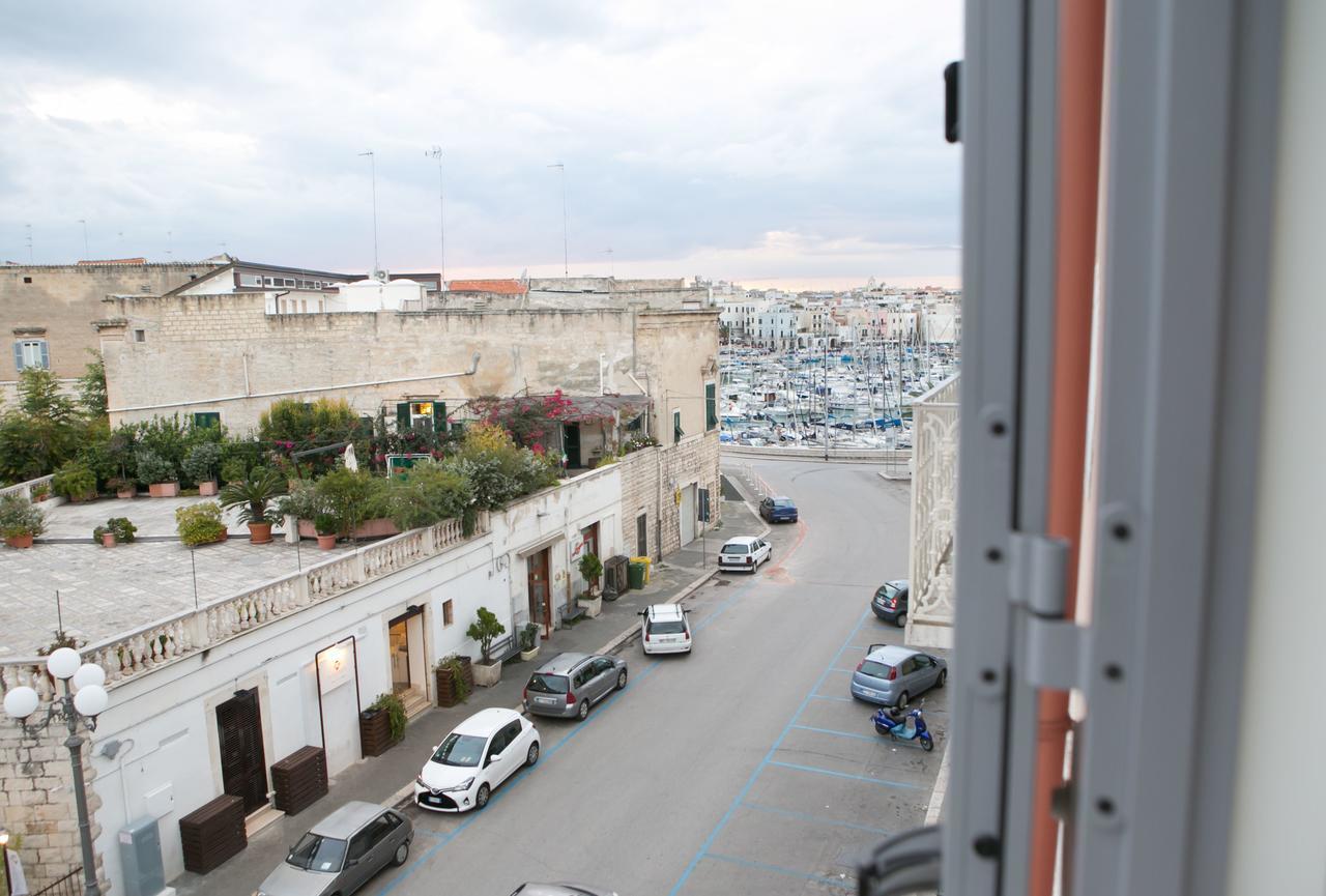 Albergo Lucy Trani Extérieur photo